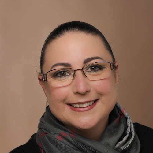 Lagastimme Angela Pili